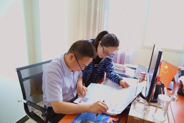 元謀紀檢監察干部認真學習國家監察法_副本 (Custom).jpg